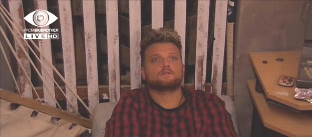 Menowin ist im Sky-Livestream am Ende, Foto: Sky Menowin ist im Sky-Livestream am Ende, Foto: Sky