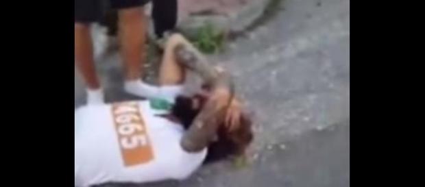 Vittorio Brumotti aggredito a Savona Vittorio Brumotti aggredito a Savona