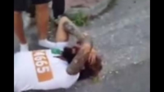 Vittorio Brumotti aggredito a Savona