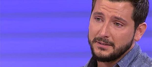 Manu muy triste al reencontrarse con sus chicas Manu muy triste al reencontrarse con sus chicas