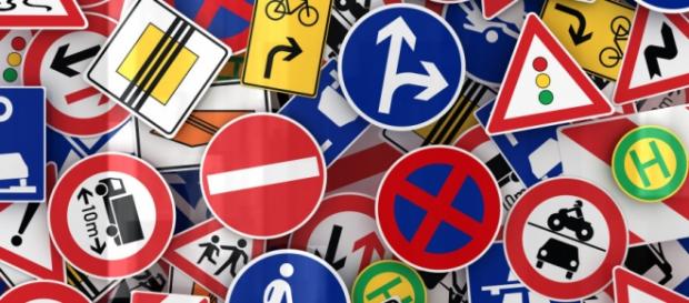 Codice della Strada 2015: ecco tutte le novità Codice della Strada 2015: ecco tutte le novità