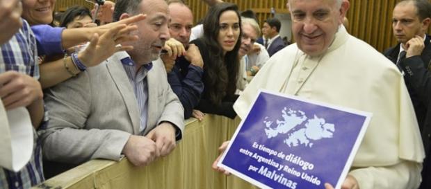 El Sumo Pontifice sostiene la idea del diálogo El Sumo Pontifice sostiene la idea del diálogo