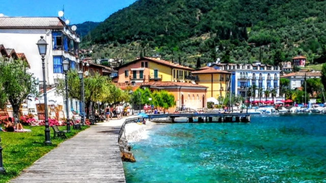 Un dolce week end tra sagre, siti e Lago di Garda