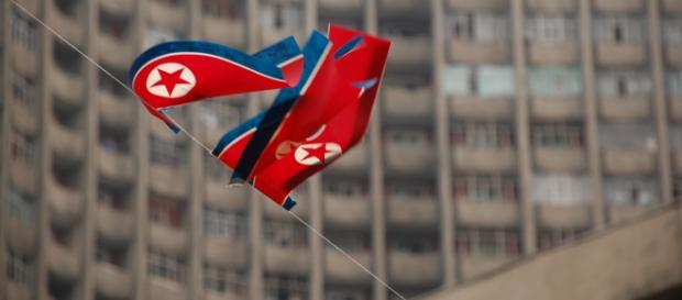As duas coreias andam em tensões há anos. As duas coreias andam em tensões há anos.