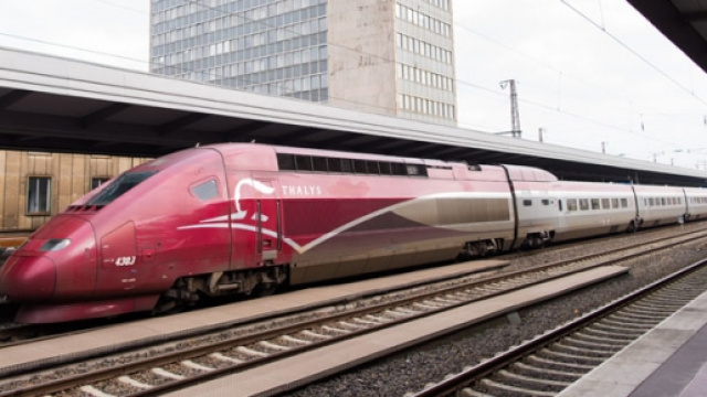 Treno ad alta velocit&agrave; Amsterdam-Parigi