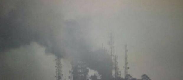 Incêndio tira do ar canais de TV no RJ Incêndio tira do ar canais de TV no RJ