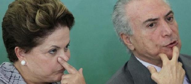 Temer se demite da função de articulador político Temer se demite da função de articulador político