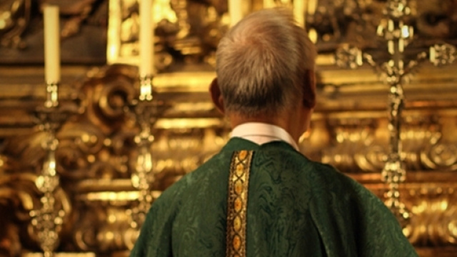 Casamonica, il prete: 'Non sapevo'