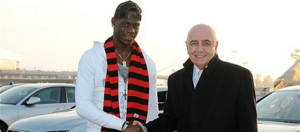 Balotelli está de volta ao Milan com novas regras Balotelli está de volta ao Milan com novas regras