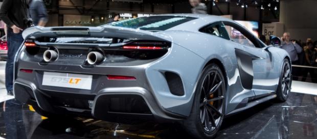 Jeremy Clarksons neues Super-Auto? Jeremy Clarksons neues Super-Auto?