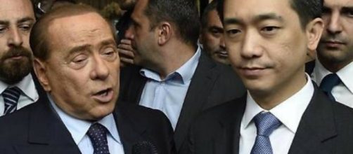 Berlusconi e Mr Bee nel primo incontro