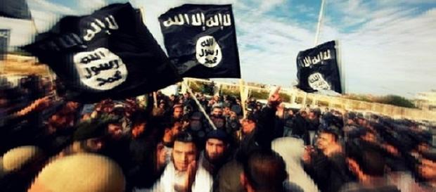 Sostenitori dell'Isis per le strade di Gaza Sostenitori dell'Isis per le strade di Gaza