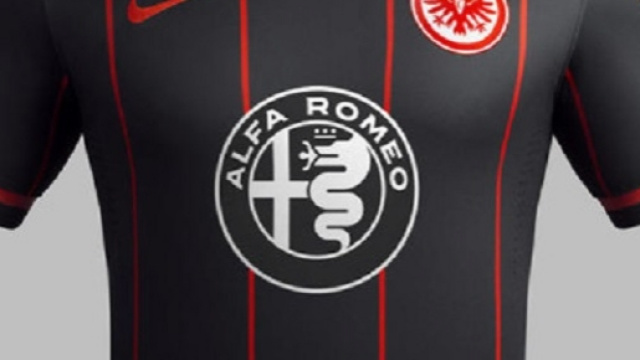 Alfa Romeo sponsor dell'Eintracht di Francoforte.