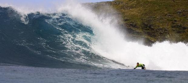 enormes olas en la playa de Pantín, Galicia enormes olas en la playa de Pantín, Galicia