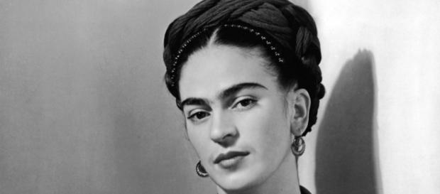 Frida Kahlo, síntese do seu (e do nosso) tempo Frida Kahlo, síntese do seu (e do nosso) tempo
