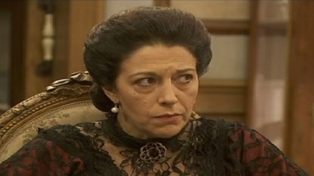 La Montenegro vuole rubare il bimbo a Maria