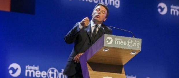 Renzi al Meetong di Cl: aboliremo Imu e Tasi Renzi al Meetong di Cl: aboliremo Imu e Tasi