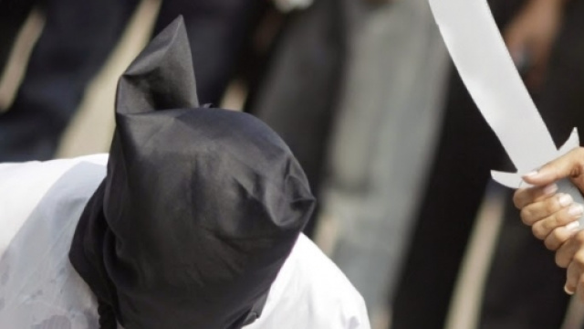 Le decapitazioni in piazza sono molto frequenti.