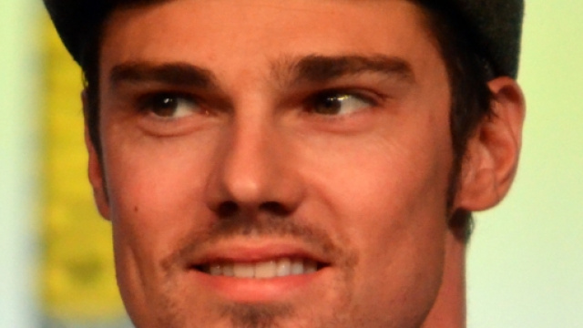 "Reign" e "Beauty and the beast" su Rai 4