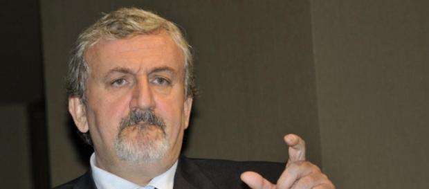 Il Presidente Michele Emiliano Il Presidente Michele Emiliano