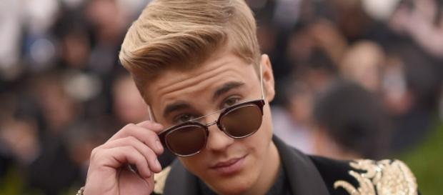 Justin Bieber voltou em grande ao mercado musical. Justin Bieber voltou em grande ao mercado musical.