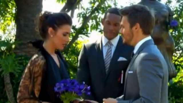 Una Vita e Beautiful anticipazioni fino al 4-09