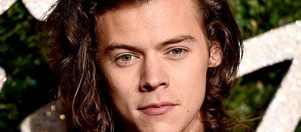 Harry Styles quer voar mais alto que os colegas. Harry Styles quer voar mais alto que os colegas.