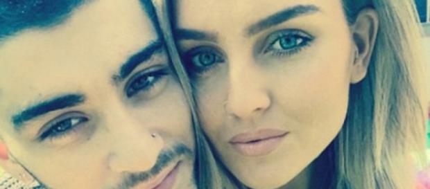 O casal separou-se repentinamente há um mês. O casal separou-se repentinamente há um mês.
