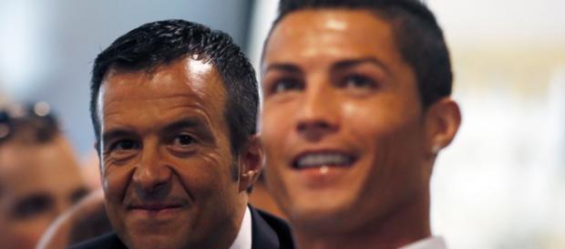 Jorge Mendes é agente e um dos amigos do craque Jorge Mendes é agente e um dos amigos do craque