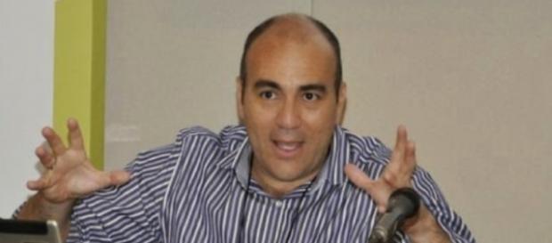 Jornalista é acusado de participar de esquema Jornalista é acusado de participar de esquema