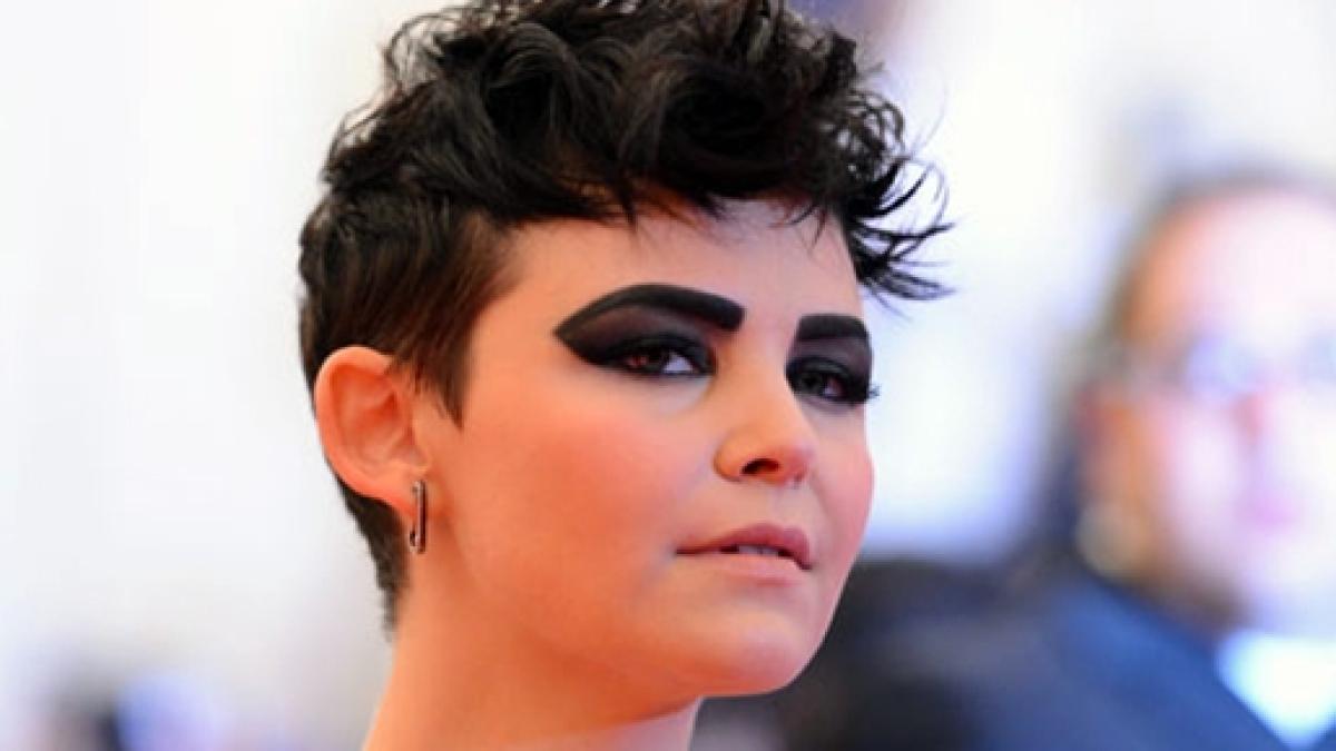 Taglio Alessandra Amoroso 2019
