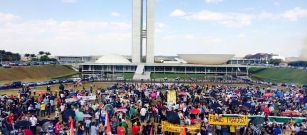 Manifestação de servidores do judiciário federal Manifestação de servidores do judiciário federal