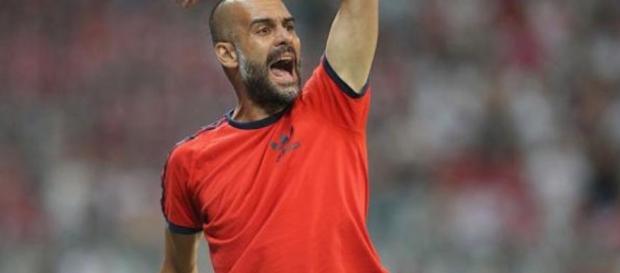 Pep se enoja con el juego brusco. Pep se enoja con el juego brusco.