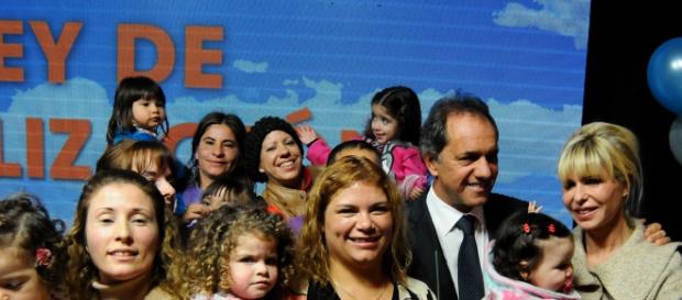 Scioli junto con su esposa y familias Scioli junto con su esposa y familias