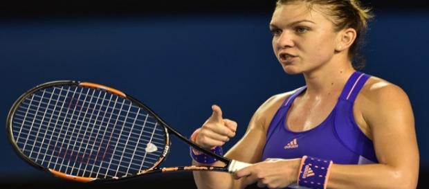 Simona Halep a ajuns pe mâna medicilor Simona Halep a ajuns pe mâna medicilor