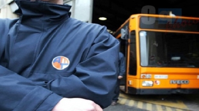 ragazzo picchiato selvaggiamente da 6 persone