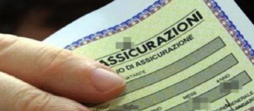 Risparmia con le assicurazioni auto in banca