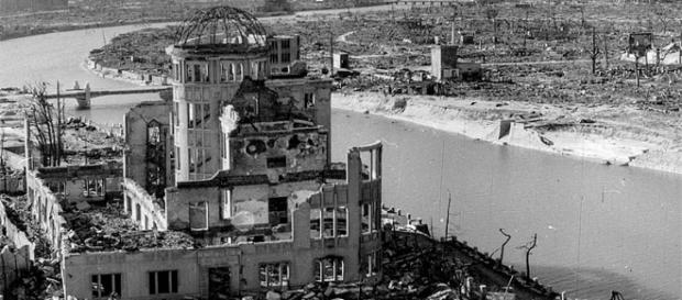 Casi toda Hiroshima arrasada después de la bomba. Casi toda Hiroshima arrasada después de la bomba.