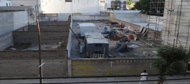 Lugar de la tragedia venido a menos por 4 paredes Lugar de la tragedia venido a menos por 4 paredes