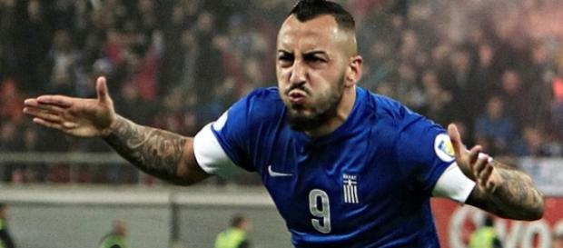 Mitroglou é reforço do Benfica Mitroglou é reforço do Benfica