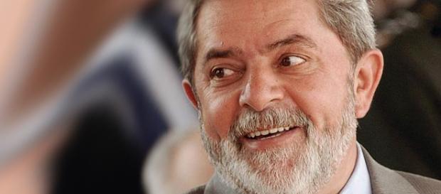 Lula poderá ser o novo ministro de Dilma Lula poderá ser o novo ministro de Dilma