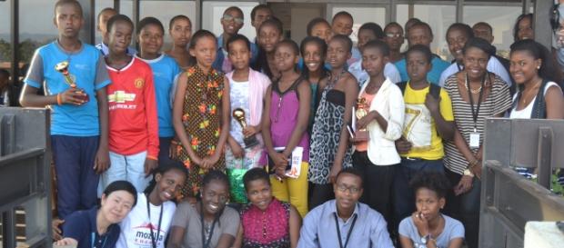 Participants and mentors posing for a group photo Participants and mentors posing for a group photo