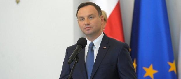 Ewa Kopacz oskarża Andrzeja Dudę Ewa Kopacz oskarża Andrzeja Dudę