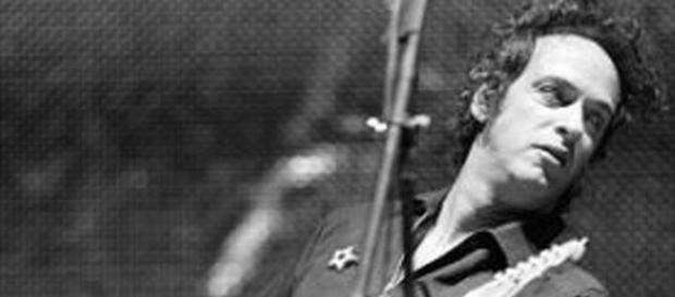 gustavo cerati un enorme poeta de la música gustavo cerati un enorme poeta de la música