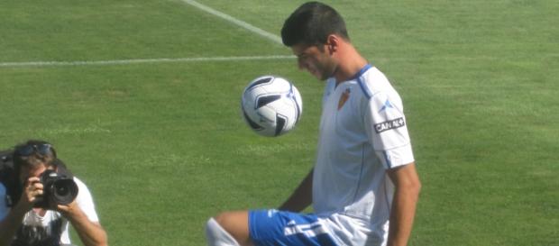 Javi Álamo con la camiseta del Real Zaragoza Javi Álamo con la camiseta del Real Zaragoza