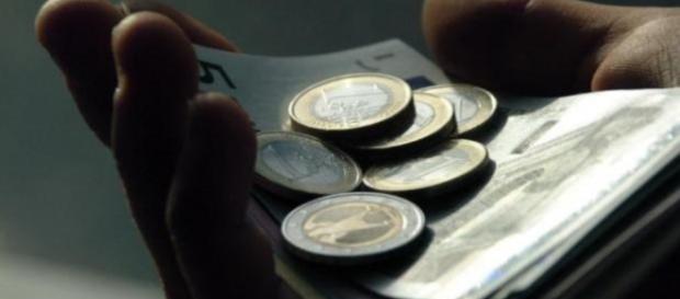Portugueses cada vez devem mais. Portugueses cada vez devem mais.