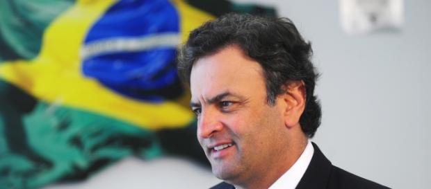 Aécio tem contas sob suspeitas pelo TSE Aécio tem contas sob suspeitas pelo TSE