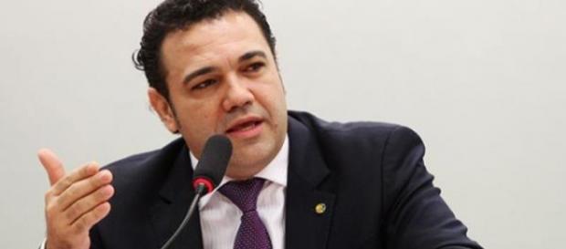 Marco Feliciano é atualmente deputado federal Marco Feliciano é atualmente deputado federal