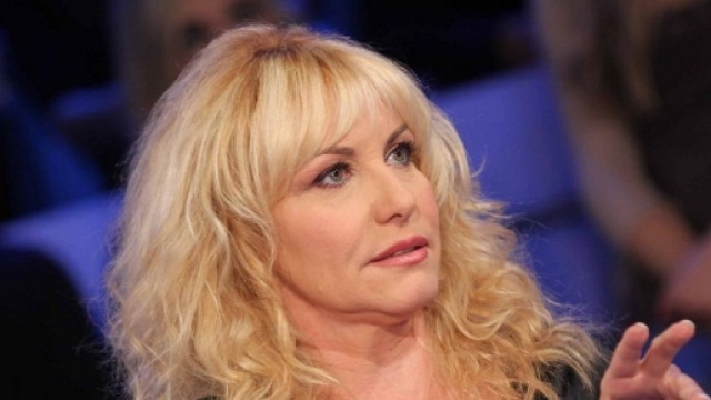 Ti lascio una canzone 2015 novità