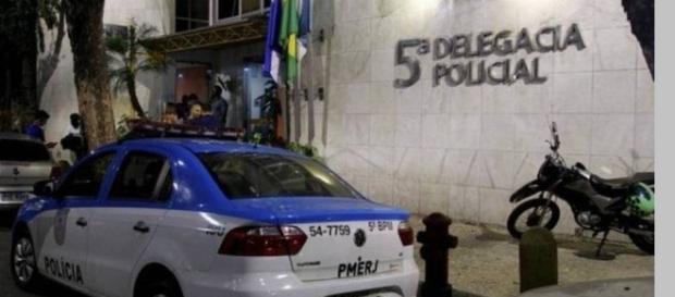 extorsão policial Foto: extra.com extorsão policial Foto: extra.com